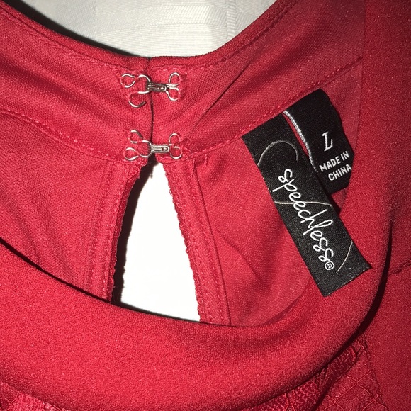 Red formal dress, Jr/youth size L - Picture 4 of 6